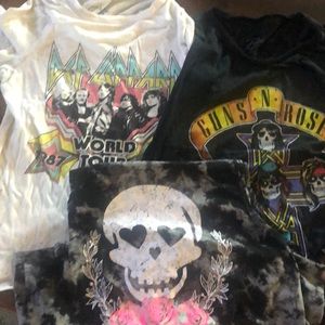 Bundle of 3 shirt small and medium.. so cute for rocks day!!